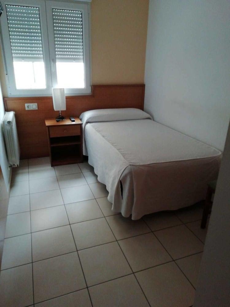 Pension Residencia Caola Arteixo Luaran gambar